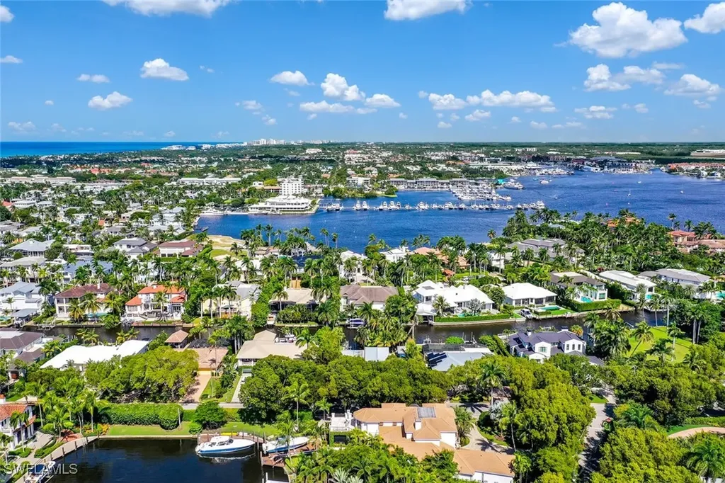 795 18th Avenue S Naples FL 34102