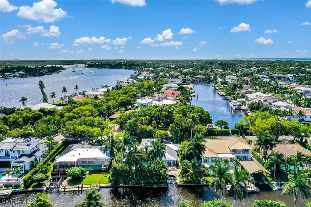 795 18th Avenue S Naples FL 34102