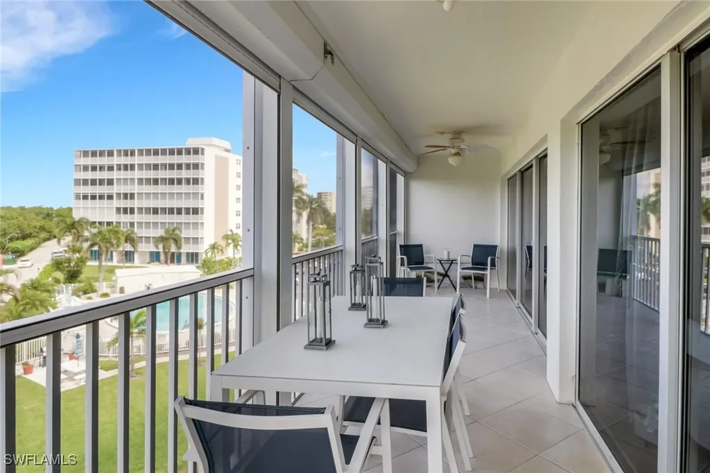 1 Bluebill Avenue Naples FL 34108