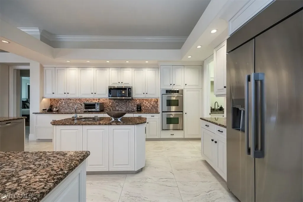 13700 Pondview Circle Naples FL 34119
