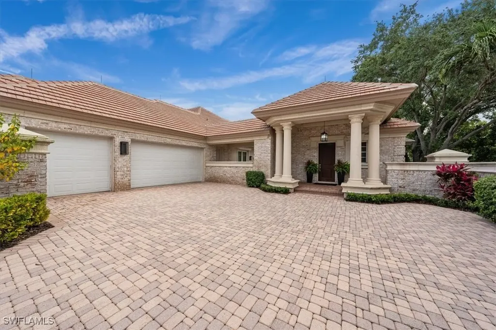 13700 Pondview Circle Naples FL 34119