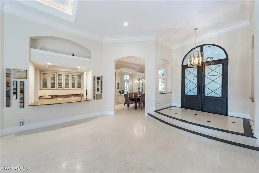 13700 Pondview Circle Naples FL 34119