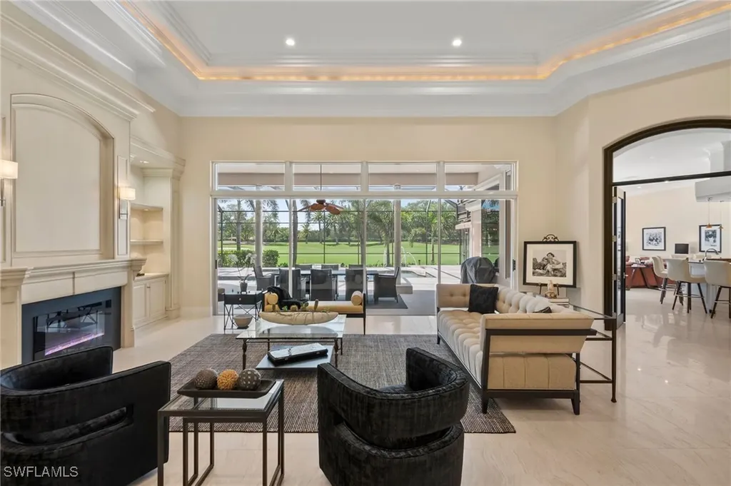 13700 Pondview Circle Naples FL 34119