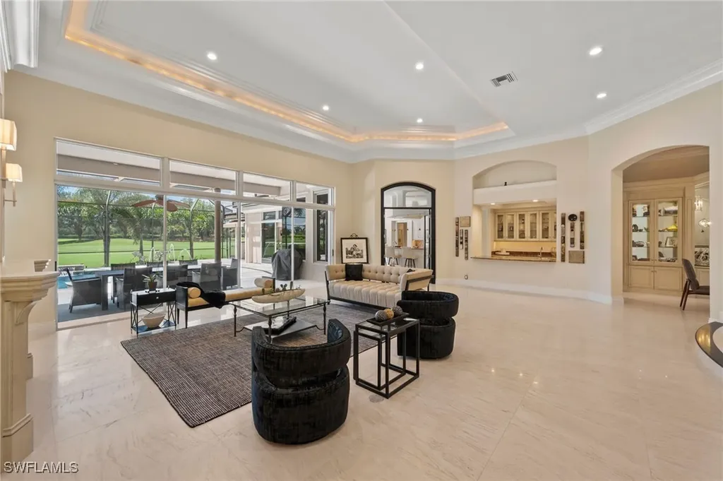 13700 Pondview Circle Naples FL 34119