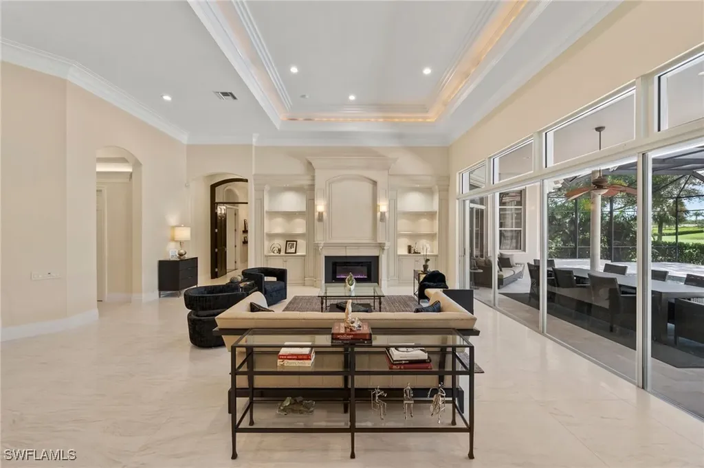 13700 Pondview Circle Naples FL 34119