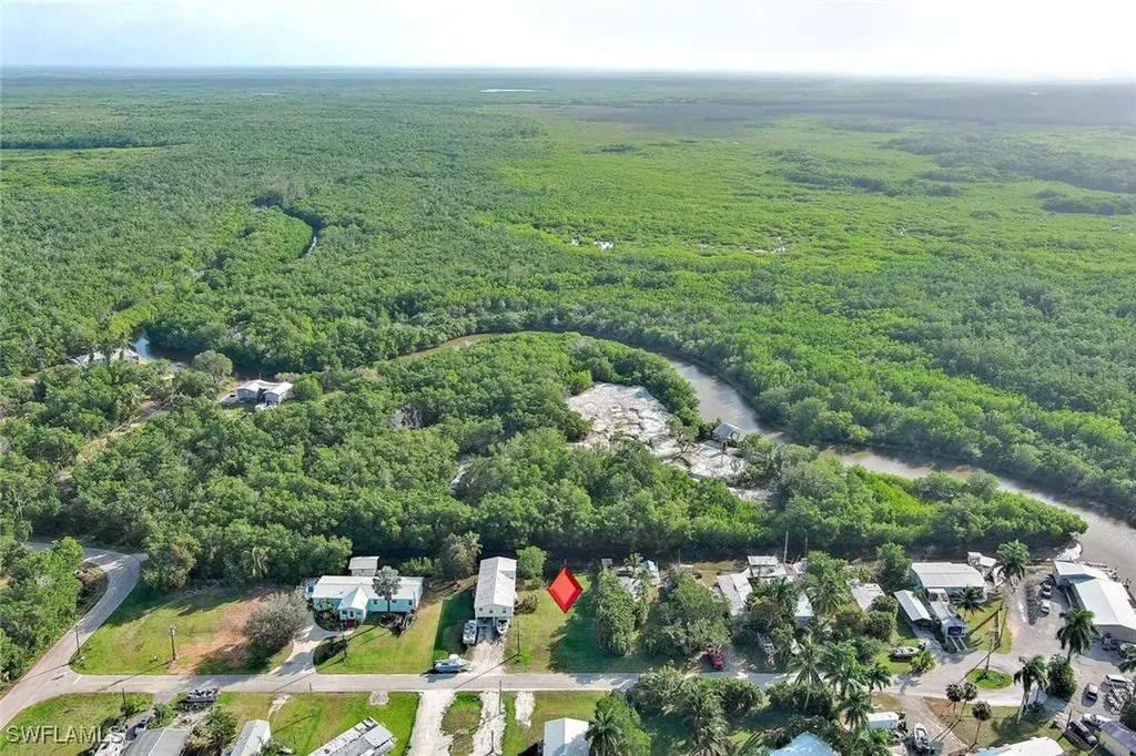 6 Spoonbill Avenue Everglades City FL 34139