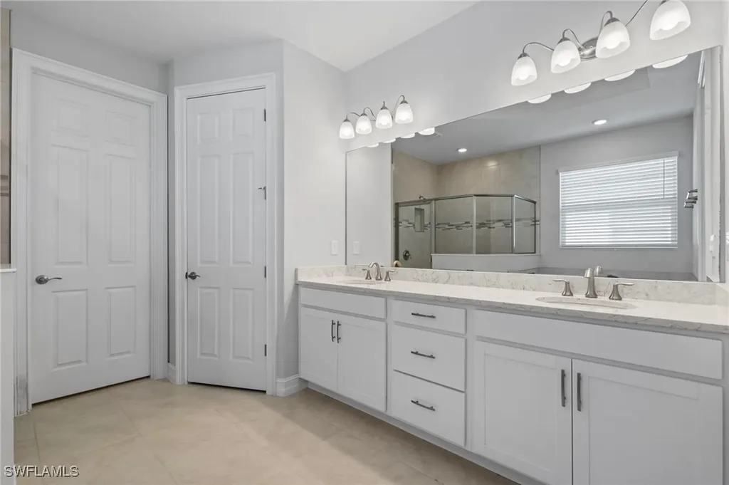 28037 Captiva Shell Loop Bonita Springs FL 34135