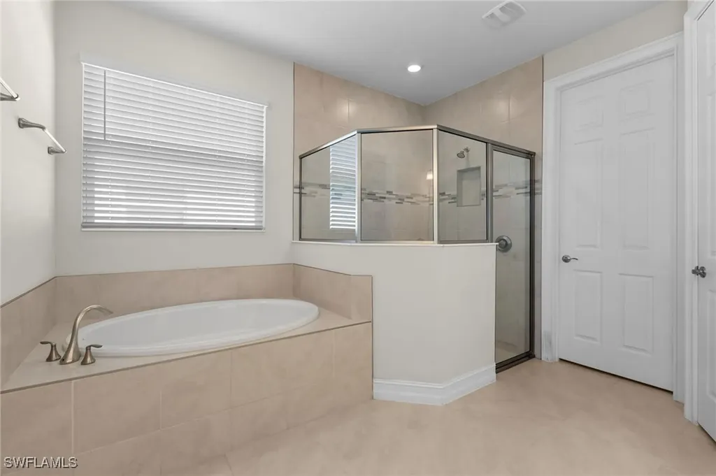 28037 Captiva Shell Loop Bonita Springs FL 34135