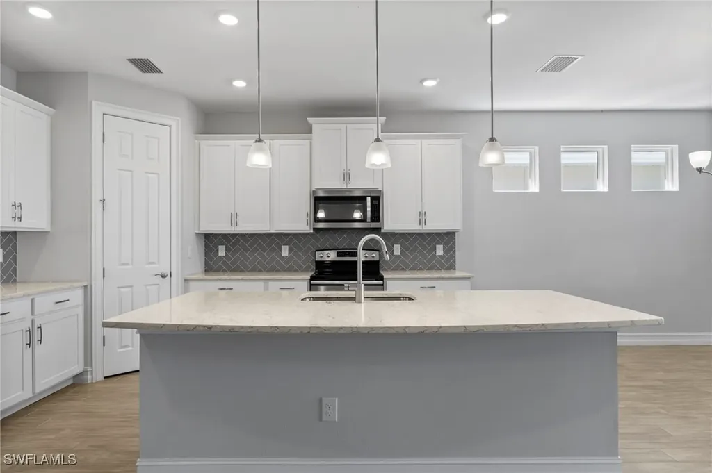 28037 Captiva Shell Loop Bonita Springs FL 34135