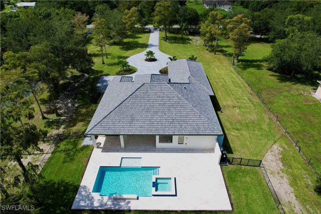 428 21st Street SW Naples FL 34117