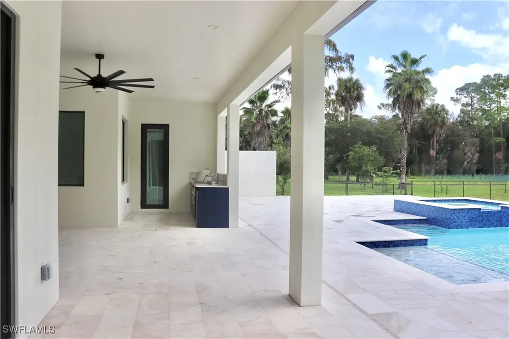 428 21st Street SW Naples FL 34117