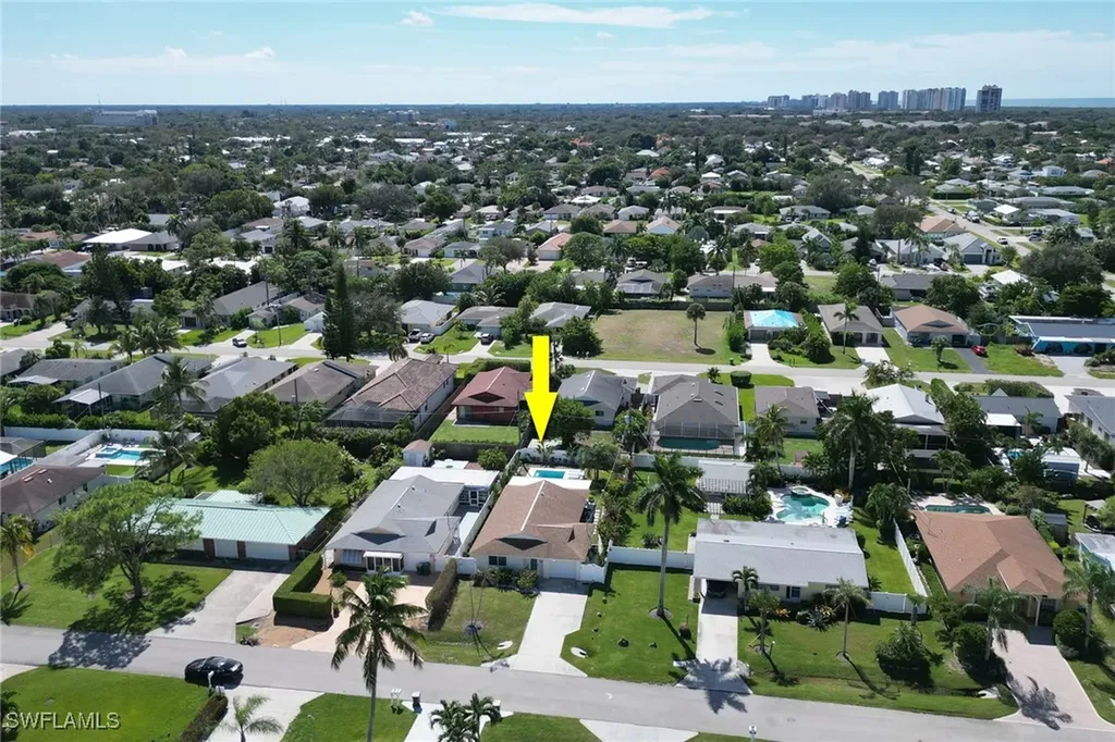 724 100th Avenue N Naples FL 34108
