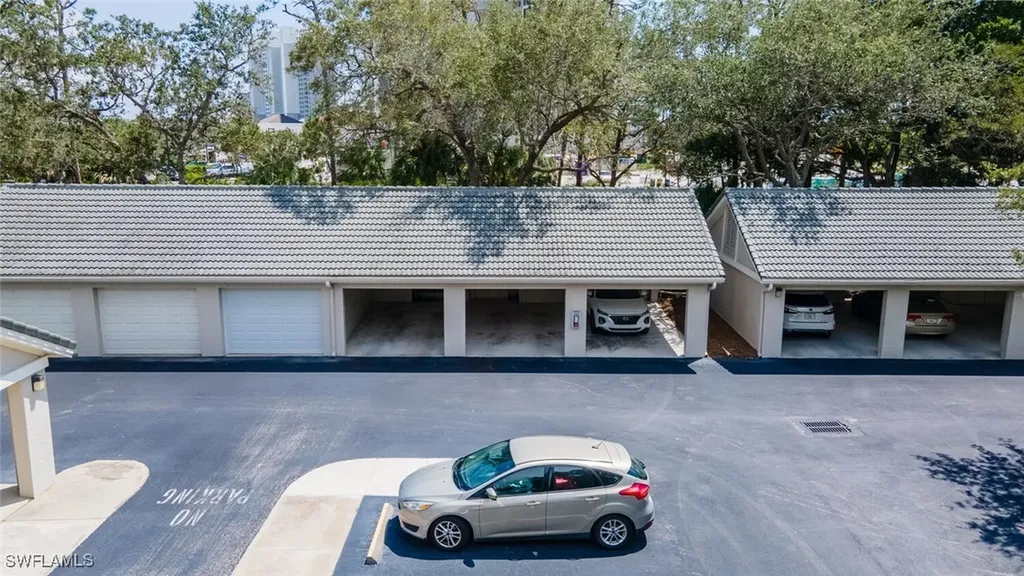 201 Arbor Lake Drive Naples FL 34110