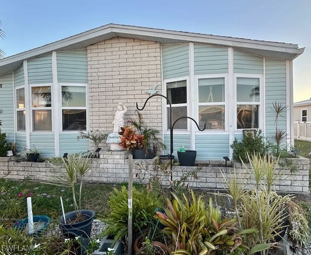 472 Sharks Point North Port FL 34287