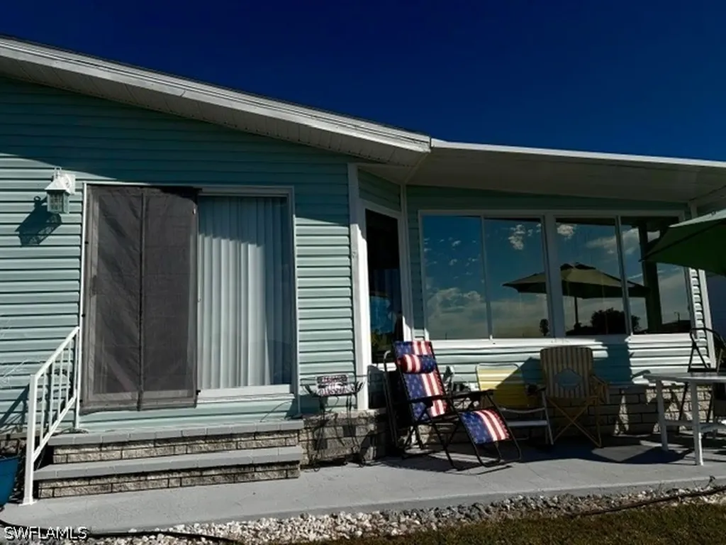 472 Sharks Point North Port FL 34287