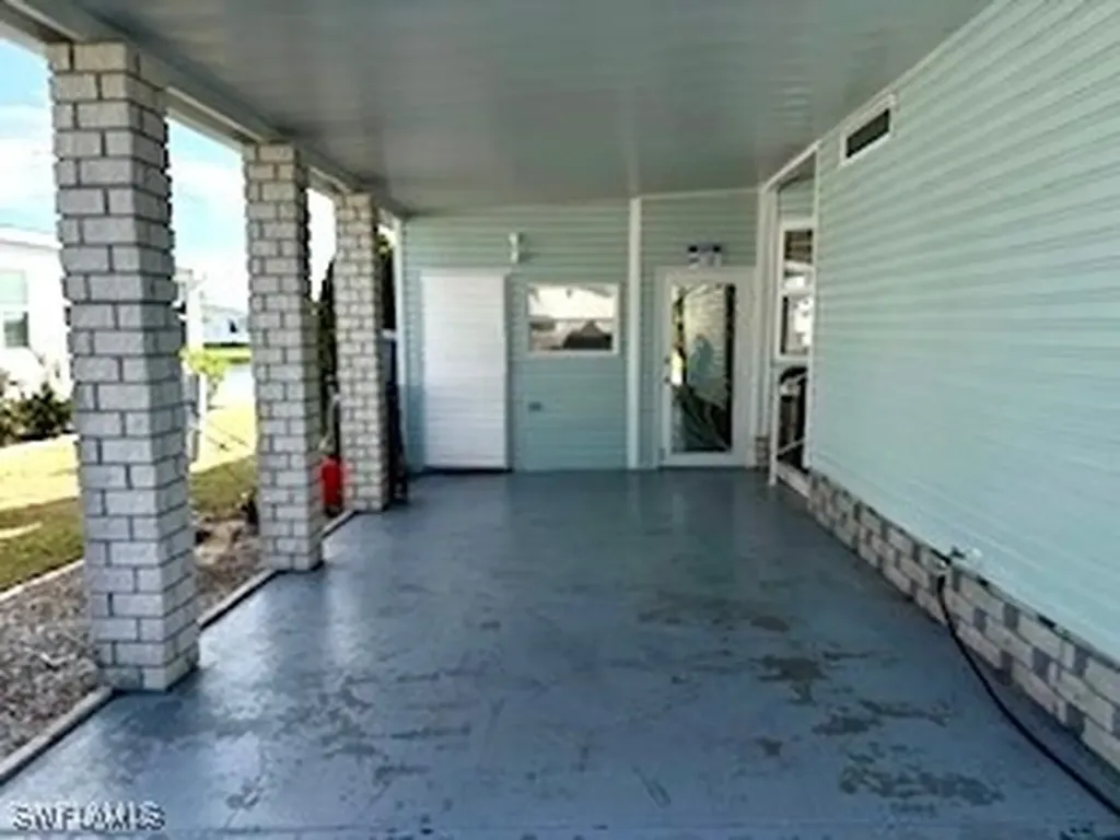 472 Sharks Point North Port FL 34287