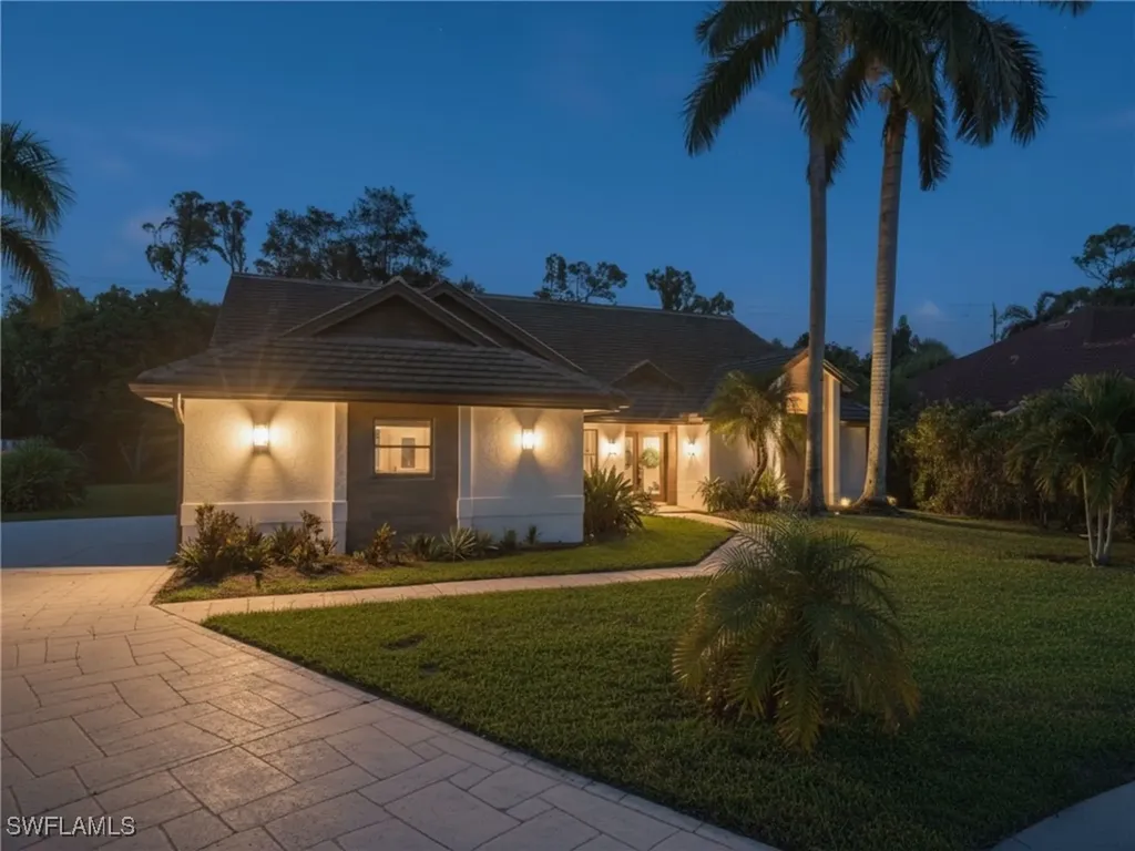 2140 Harlans Run Naples FL 34105