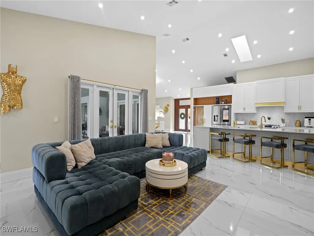 2140 Harlans Run Naples FL 34105