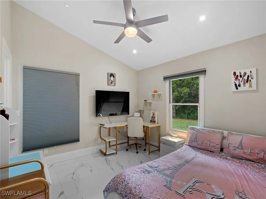 2140 Harlans Run Naples FL 34105