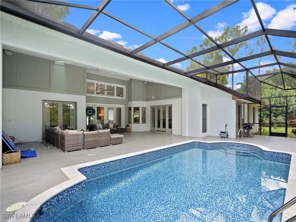 2140 Harlans Run Naples FL 34105