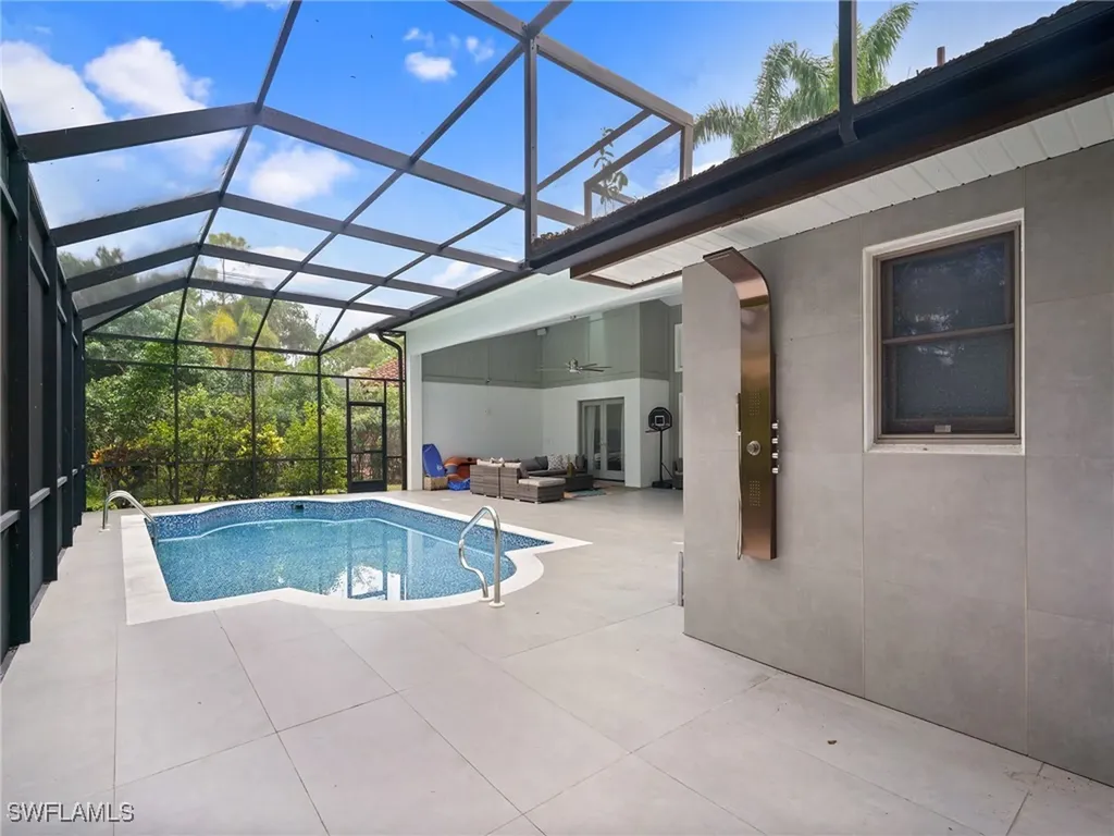 2140 Harlans Run Naples FL 34105