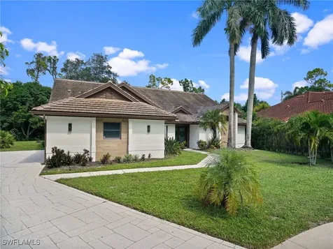 2140 Harlans Run Naples FL 34105