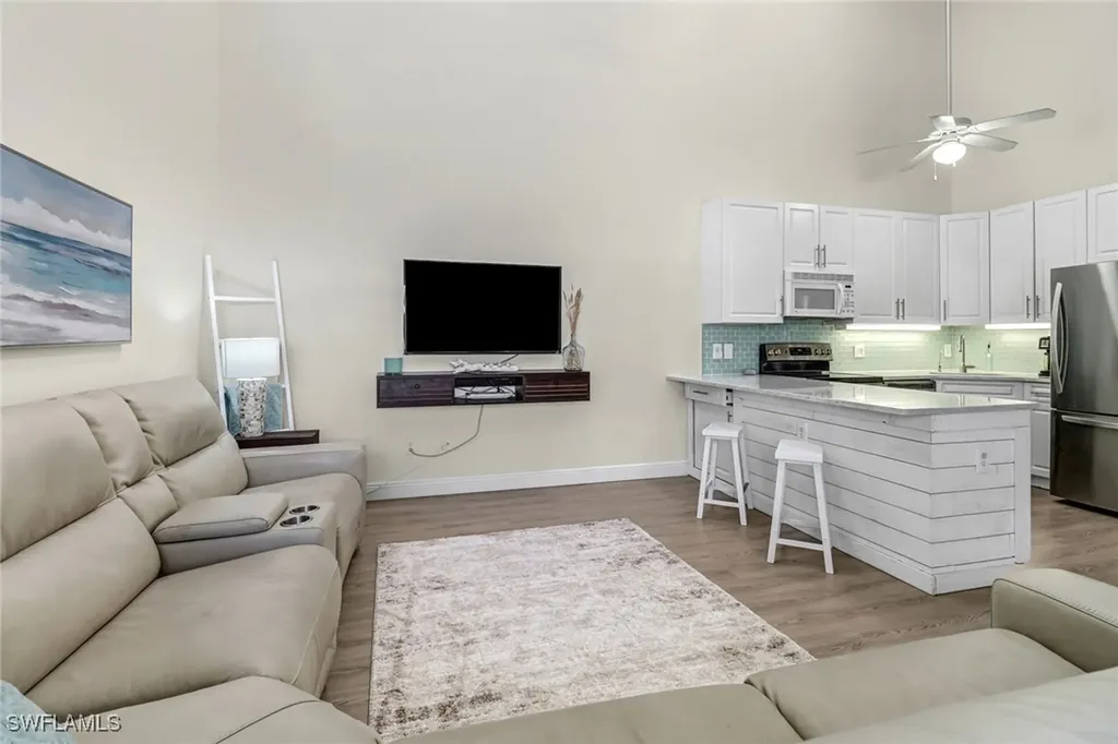 4325 Covey Circle Naples FL 34109