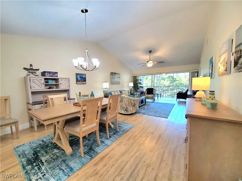 7105 Dennis Circle Naples FL 34104