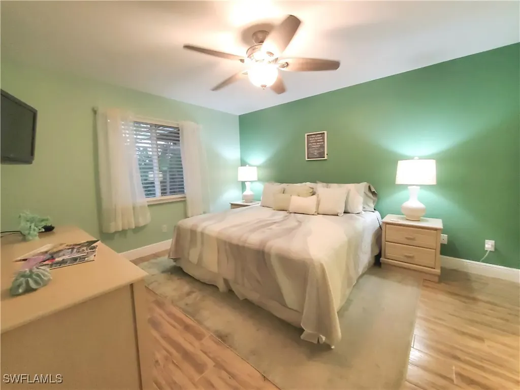 7105 Dennis Circle Naples FL 34104