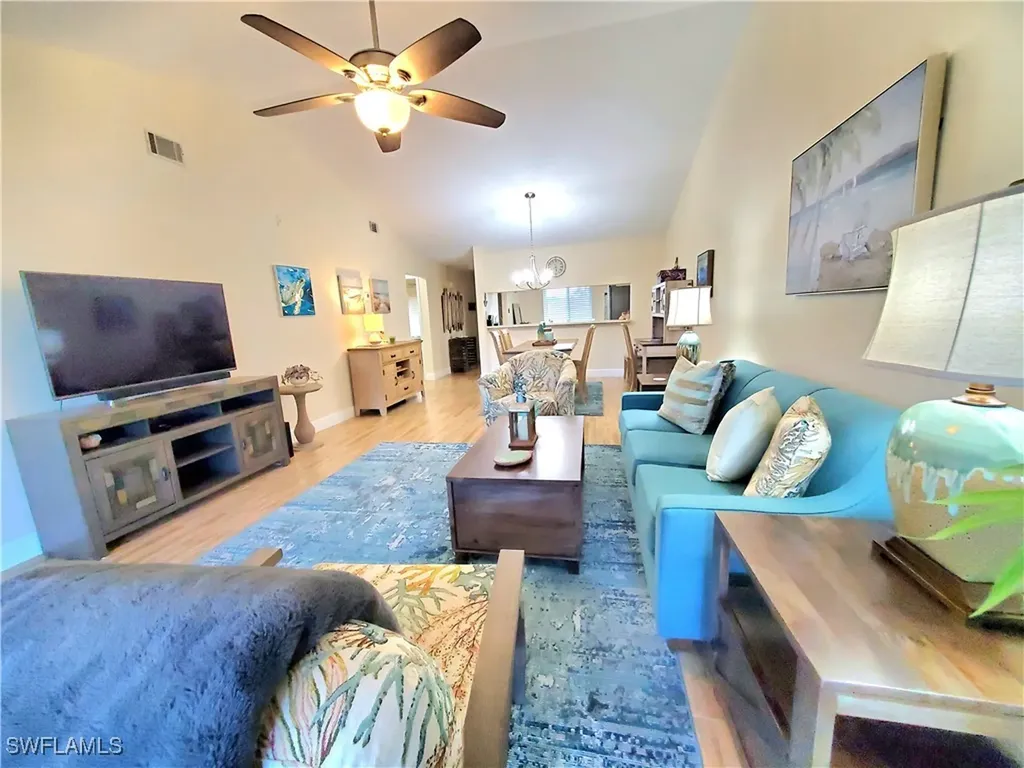 7105 Dennis Circle Naples FL 34104