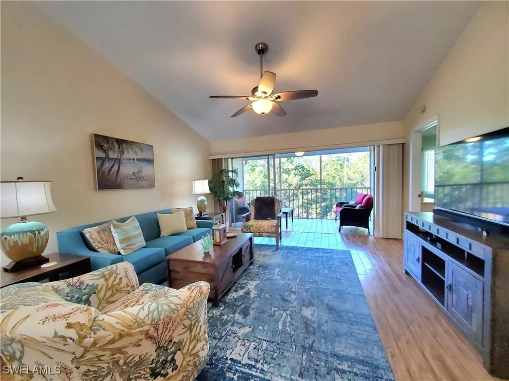 7105 Dennis Circle Naples FL 34104