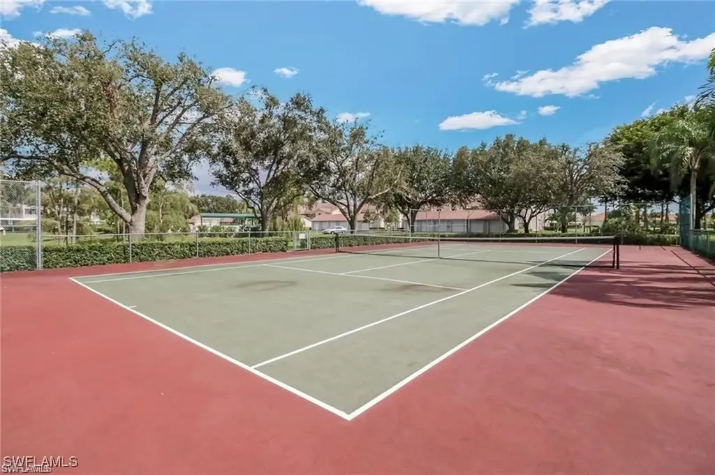 7105 Dennis Circle Naples FL 34104