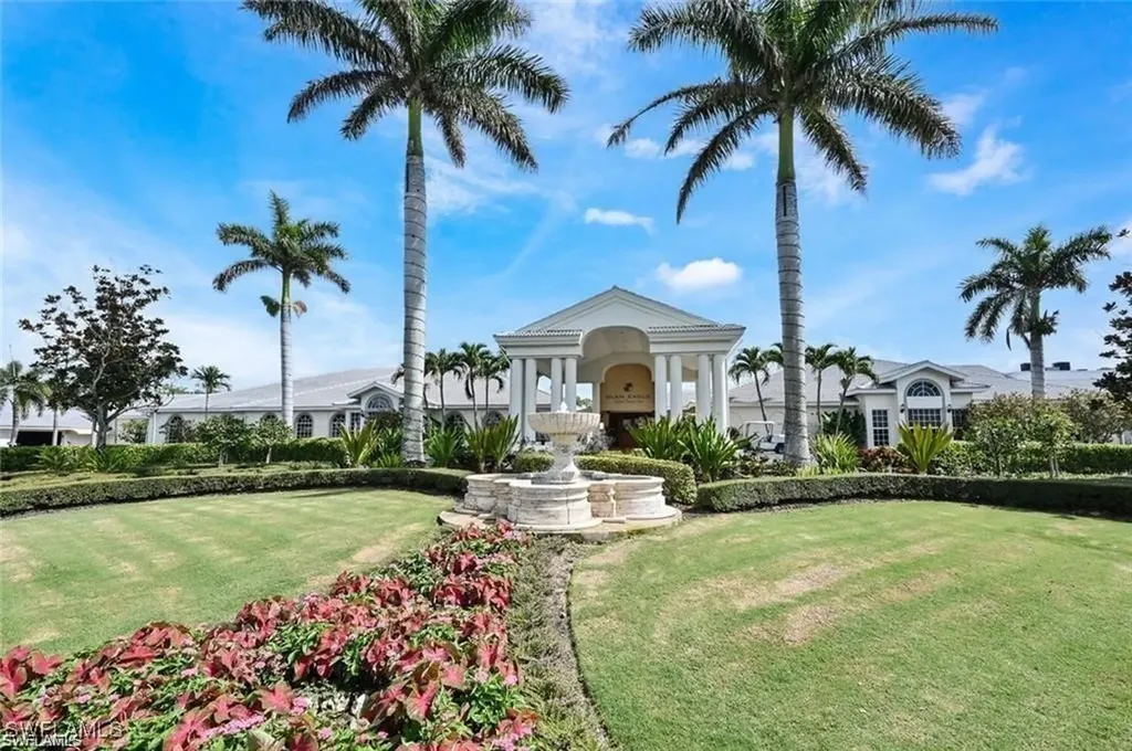 7105 Dennis Circle Naples FL 34104