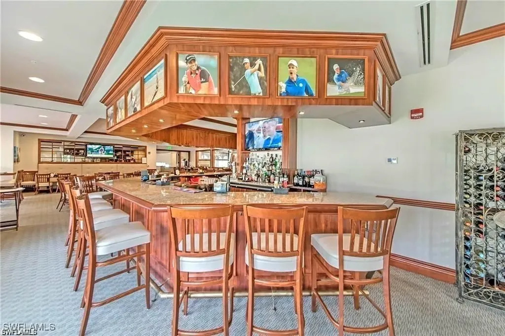 7105 Dennis Circle Naples FL 34104
