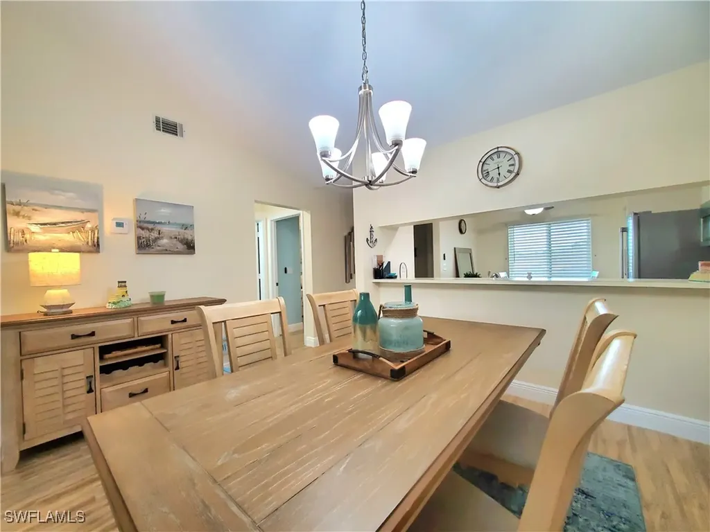 7105 Dennis Circle Naples FL 34104