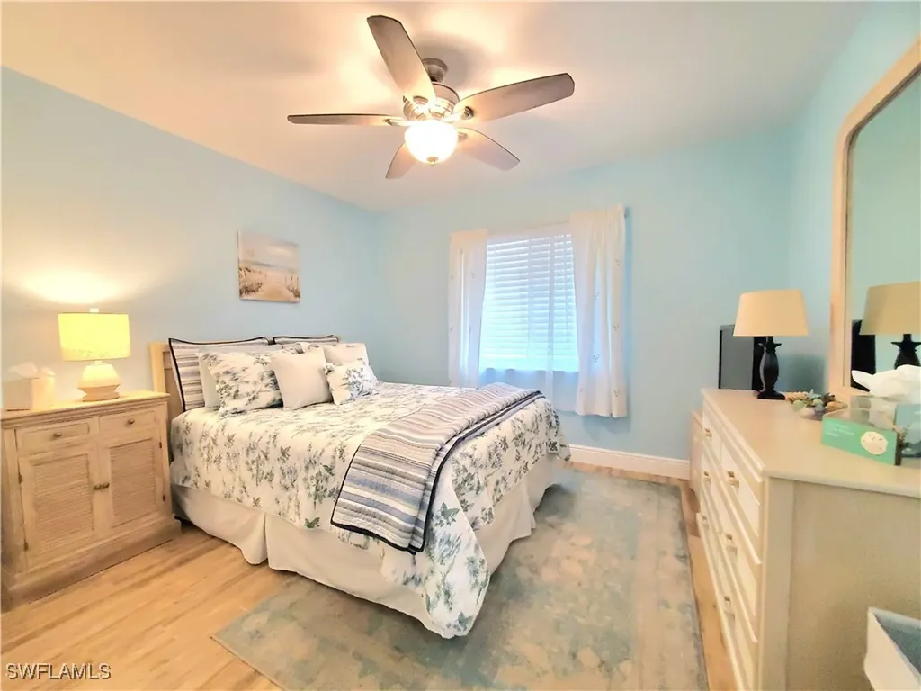 7105 Dennis Circle Naples FL 34104