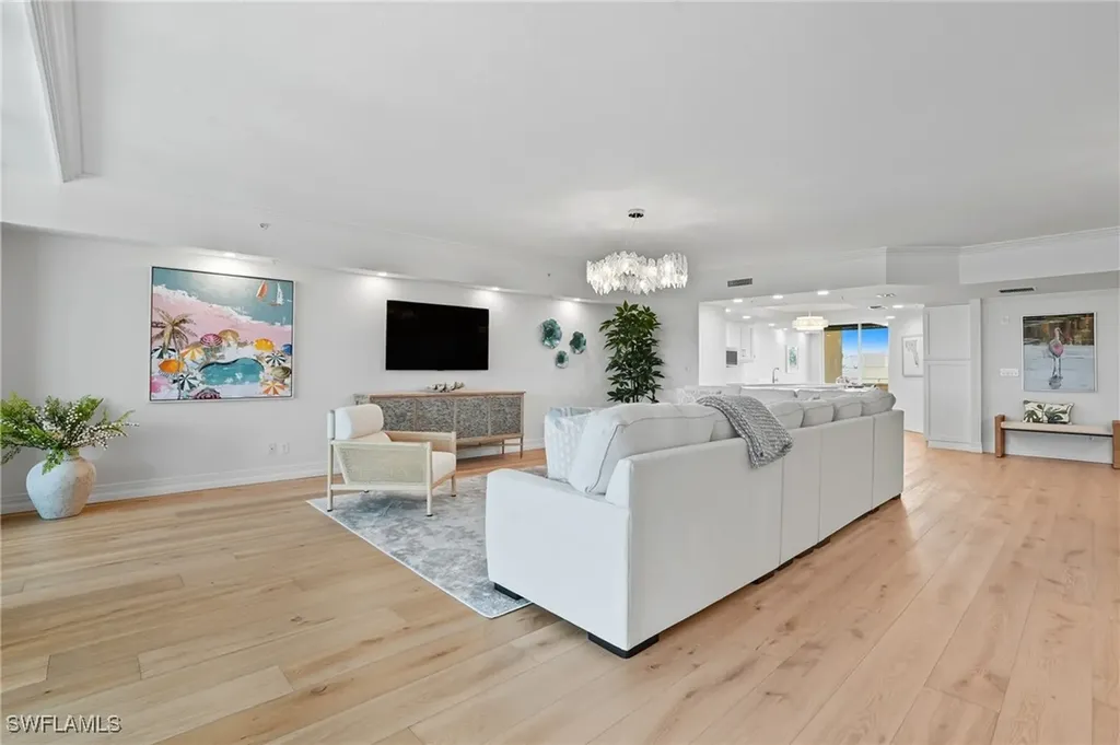 445 Dockside Drive Naples FL 34110