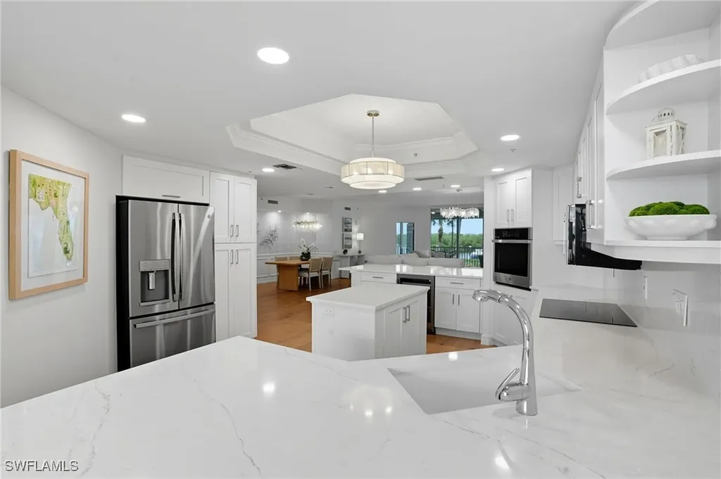 445 Dockside Drive Naples FL 34110