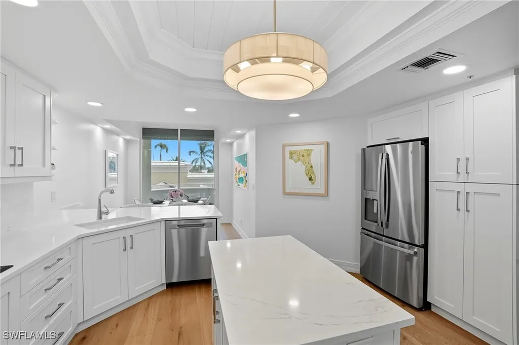 445 Dockside Drive Naples FL 34110