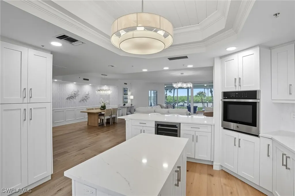 445 Dockside Drive Naples FL 34110