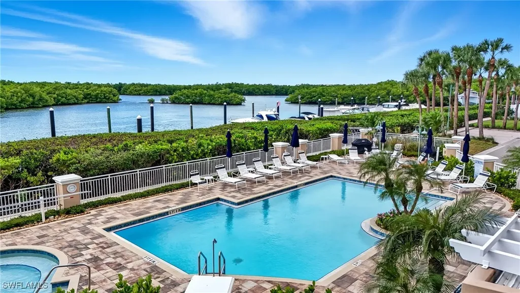 445 Dockside Drive Naples FL 34110