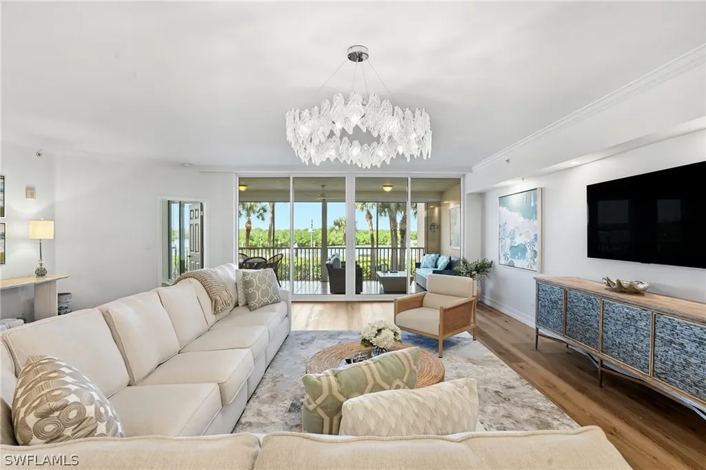 445 Dockside Drive Naples FL 34110