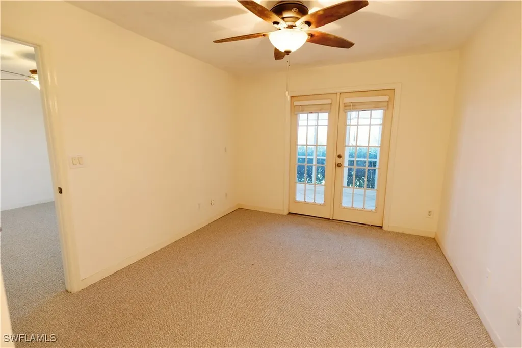 1015 Mainsail Drive Naples FL 34114