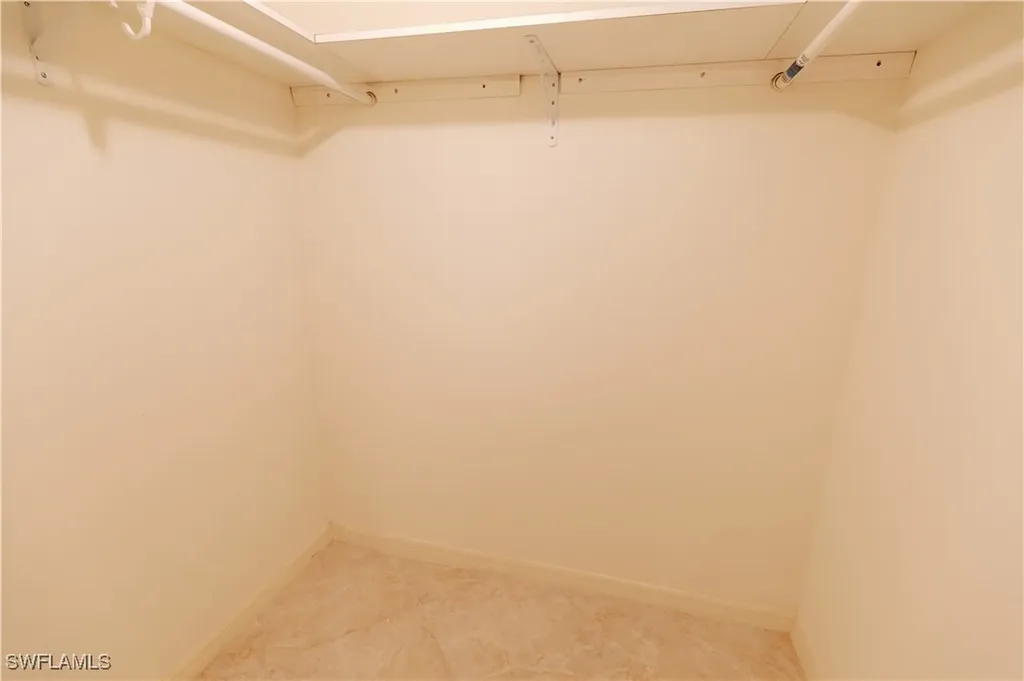 1015 Mainsail Drive Naples FL 34114