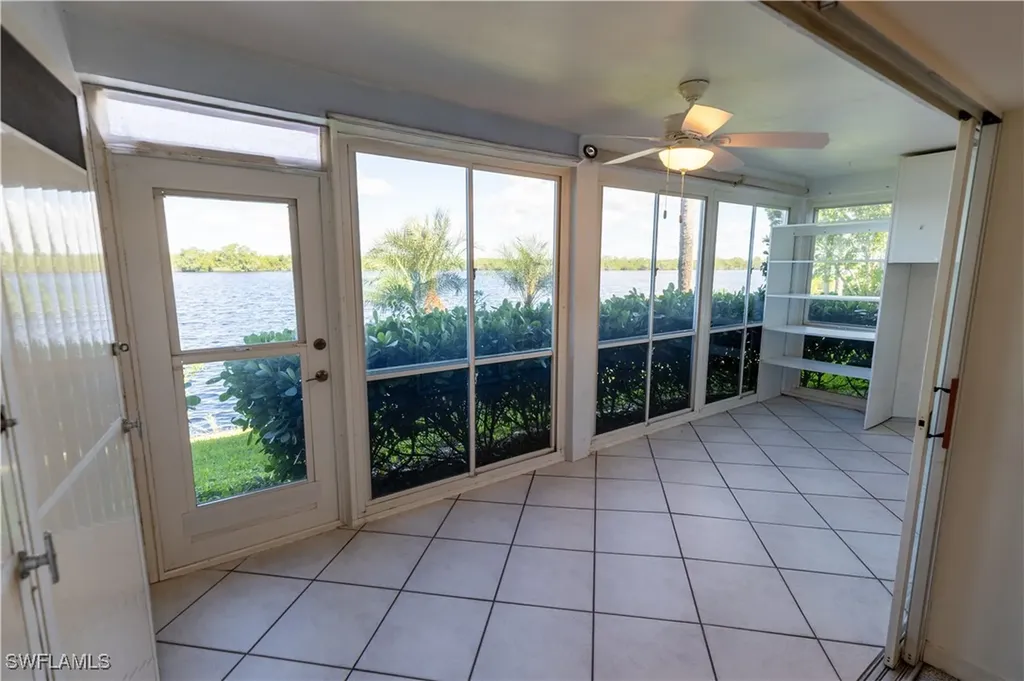 1015 Mainsail Drive Naples FL 34114