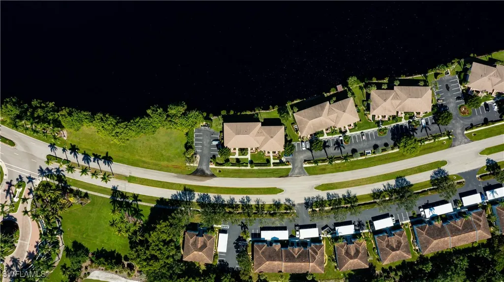 1015 Mainsail Drive Naples FL 34114