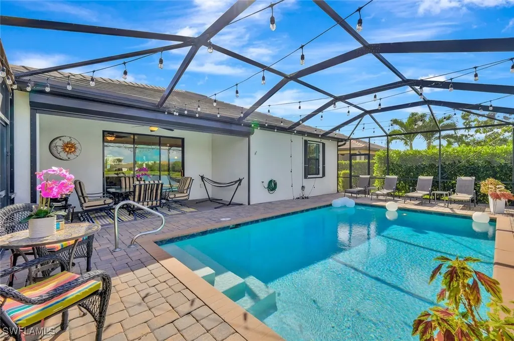 9207 Shadow Oak Lane Naples FL 34120