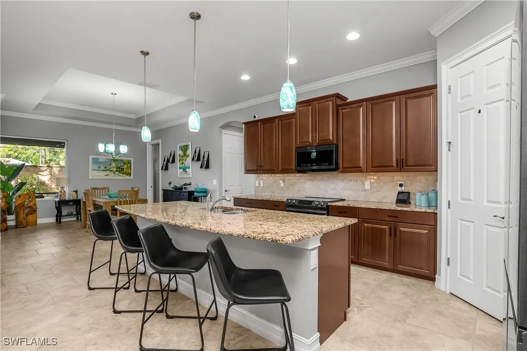 10167 Avonleigh Drive Bonita Springs FL 34135