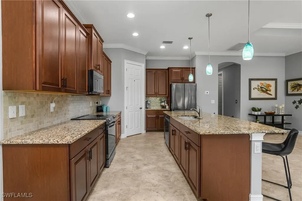 10167 Avonleigh Drive Bonita Springs FL 34135