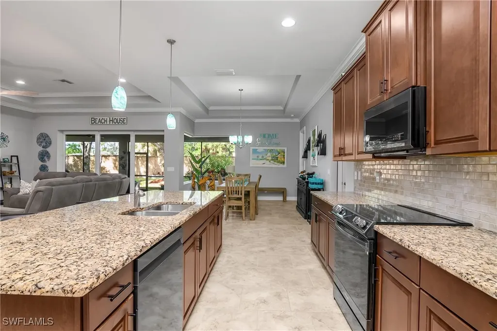 10167 Avonleigh Drive Bonita Springs FL 34135